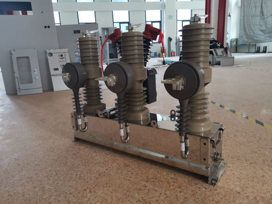 24kV Outdoor Vacuum Circuit Breaker With IEC Certification