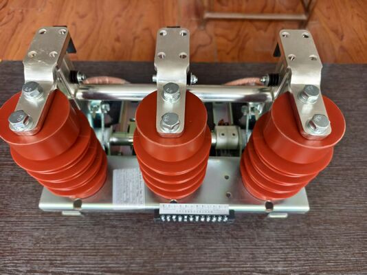 11kv 1250A Indoor Earthing Switch with 150mm Poles And Insulation Plate
